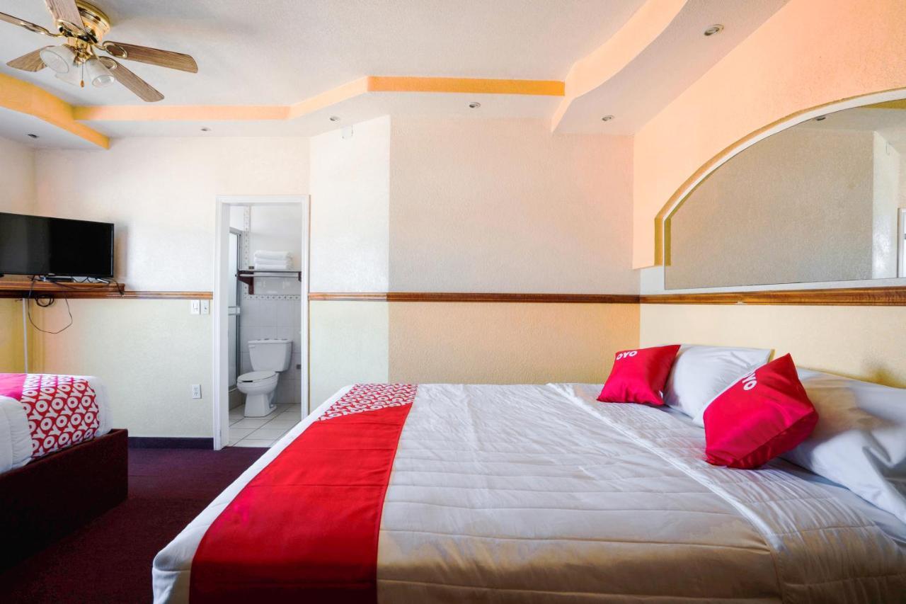 Oyo Hotel Cocobeach, エンセナダ エクステリア 写真