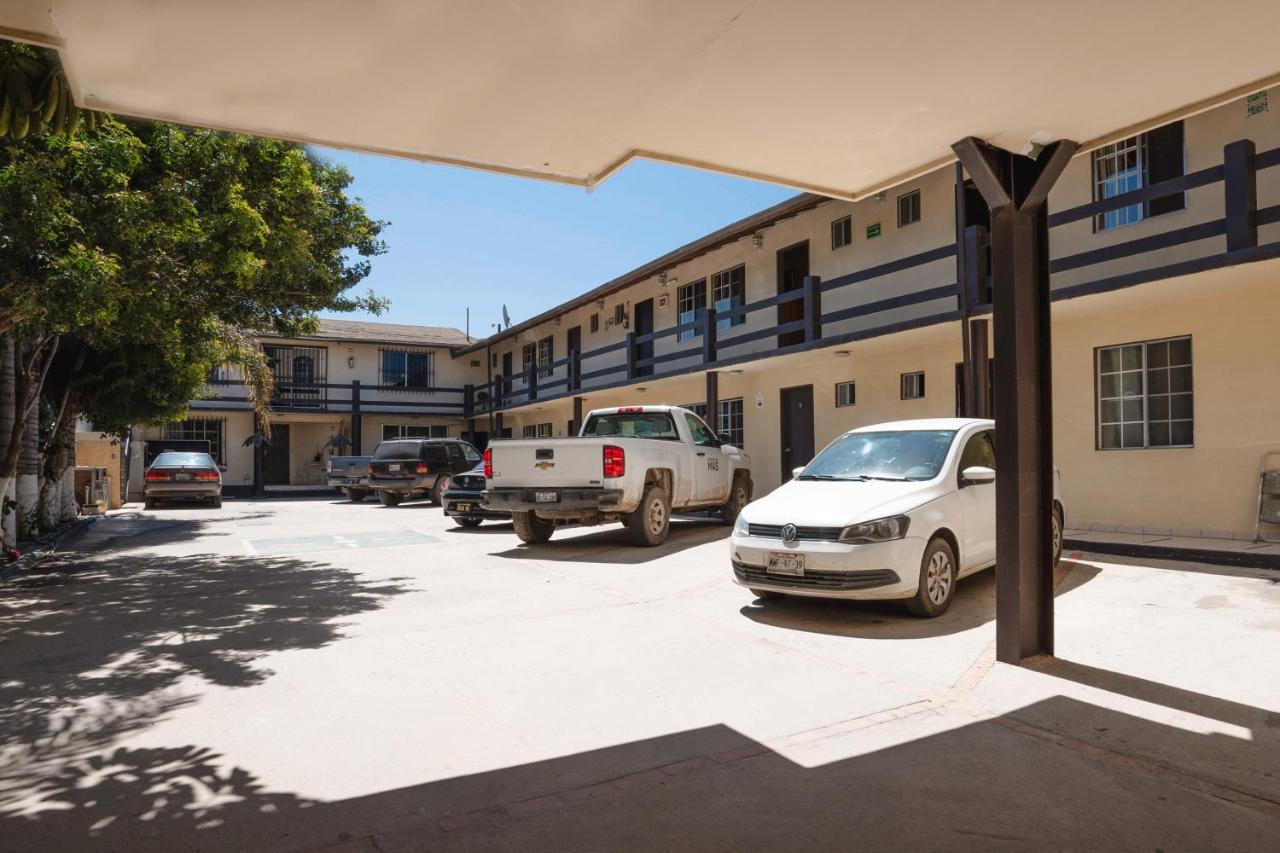 Oyo Hotel Cocobeach, エンセナダ エクステリア 写真