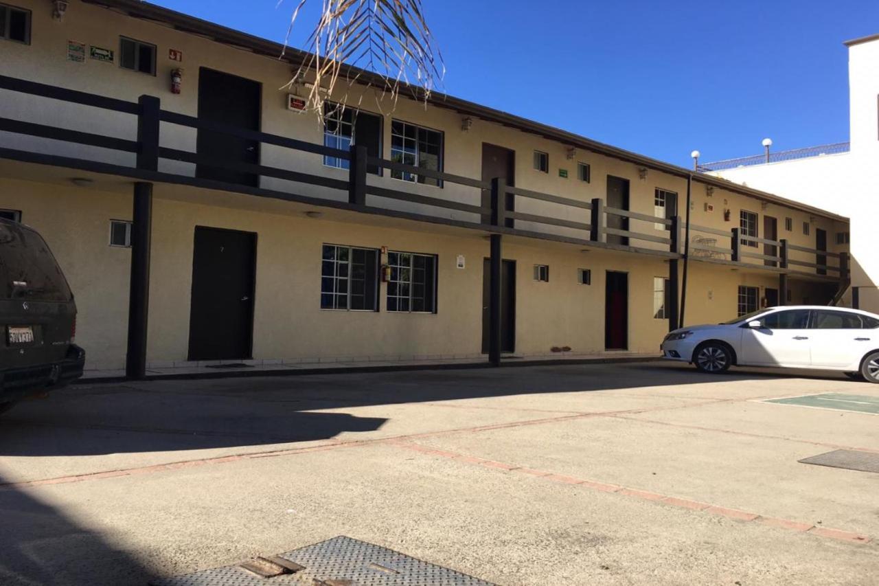 Oyo Hotel Cocobeach, エンセナダ エクステリア 写真
