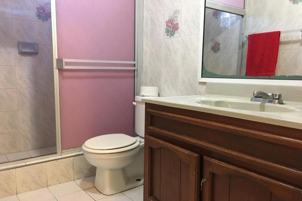 Oyo Hotel Cocobeach, エンセナダ エクステリア 写真